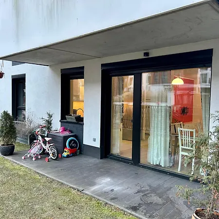 Sloneczne Mieszkanie Na Parterze Z Ogrodem Wrocław