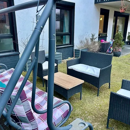 Słoneczne Mieszkanie Na Parterze Z Ogrodem Wrocław