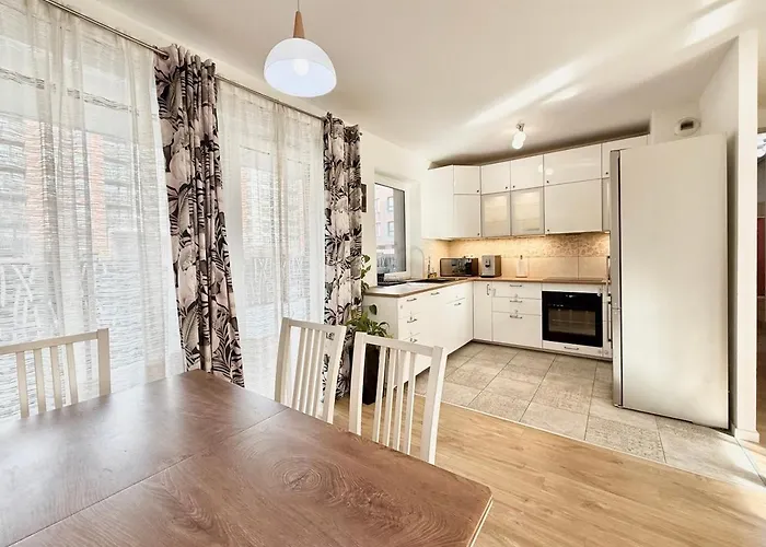 Sloneczne Mieszkanie Na Parterze Z Ogrodem * Wrocław